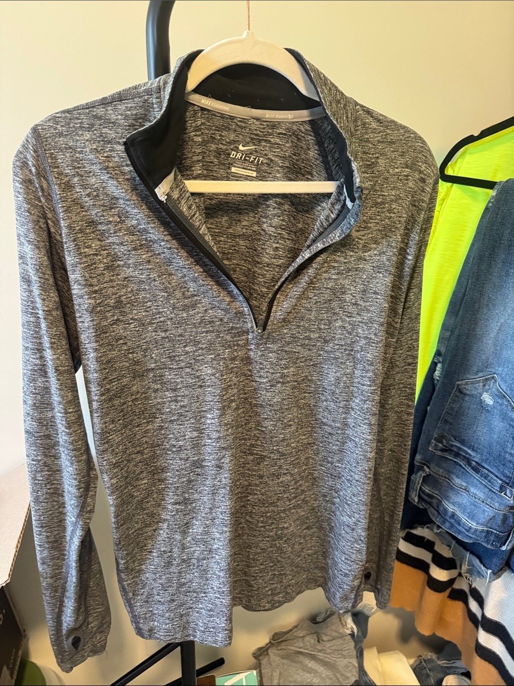 Nike Dri-FIT Women’s Gray Heather Quarter-Zip Pullover Sweater